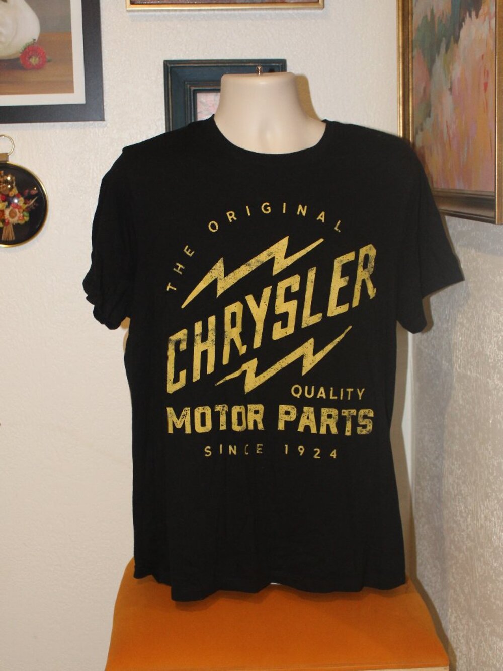 Chrysler Motor Parts Goodfellow & Co Black Graphic T-Shirt Men’s Large